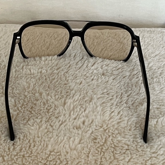 NEW SAINT LAURENT Sunglasses - Picture 2 of 8